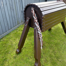 Lade das Bild in den Galerie-Viewer, Holzpferd dunkelbraun groß 100 cm Stockmaß