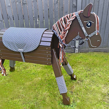 Lade das Bild in den Galerie-Viewer, Holzpferd dunkelbraun klein 80 cm Stockmaß