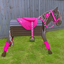 Lade das Bild in den Galerie-Viewer, Holzpferd dunkelbraun groß 100 cm Stockmaß