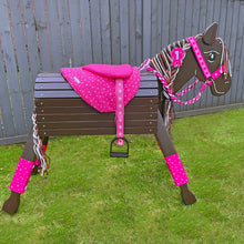 Lade das Bild in den Galerie-Viewer, Holzpferd dunkelbraun klein 80 cm Stockmaß