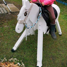 Lade das Bild in den Galerie-Viewer, Holzpferd weiß klein 80 cm Stockmaß