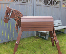 Lade das Bild in den Galerie-Viewer, NEU!!! Holzpferd rotbraun Fuchs mittel 90 cm Stockmaß