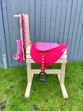 Lade das Bild in den Galerie-Viewer, Sattelbock naturbelassen Zubehör Halterung Sattel