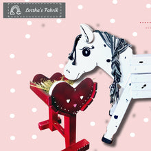 Lade das Bild in den Galerie-Viewer, Holzpferd Pony klitzeklein 50 cm Stockmaß