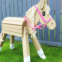 Lade das Bild in den Galerie-Viewer, Holzpferd Pony klitzeklein 50 cm Stockmaß
